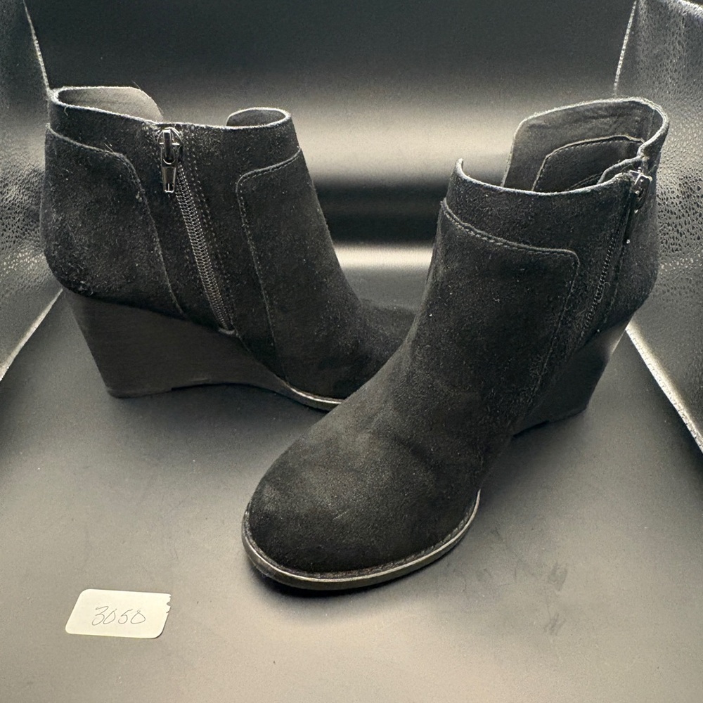 Lucky Brand Yabba Black Suede Wedge Heel Boots - Good Used Condition - size 6.5